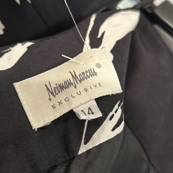 NWT - Nieman Marcus Exclusive Silk Skirt - Picture 14 of 16